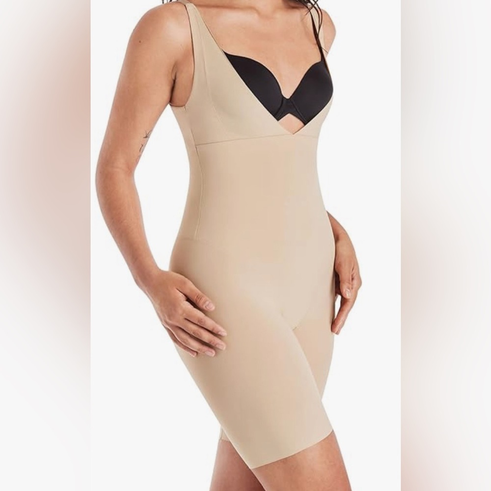 Maidenform Women's Wear-Your-Own-Bra, Firm Control Shapewear, Open-Bust Shaper
